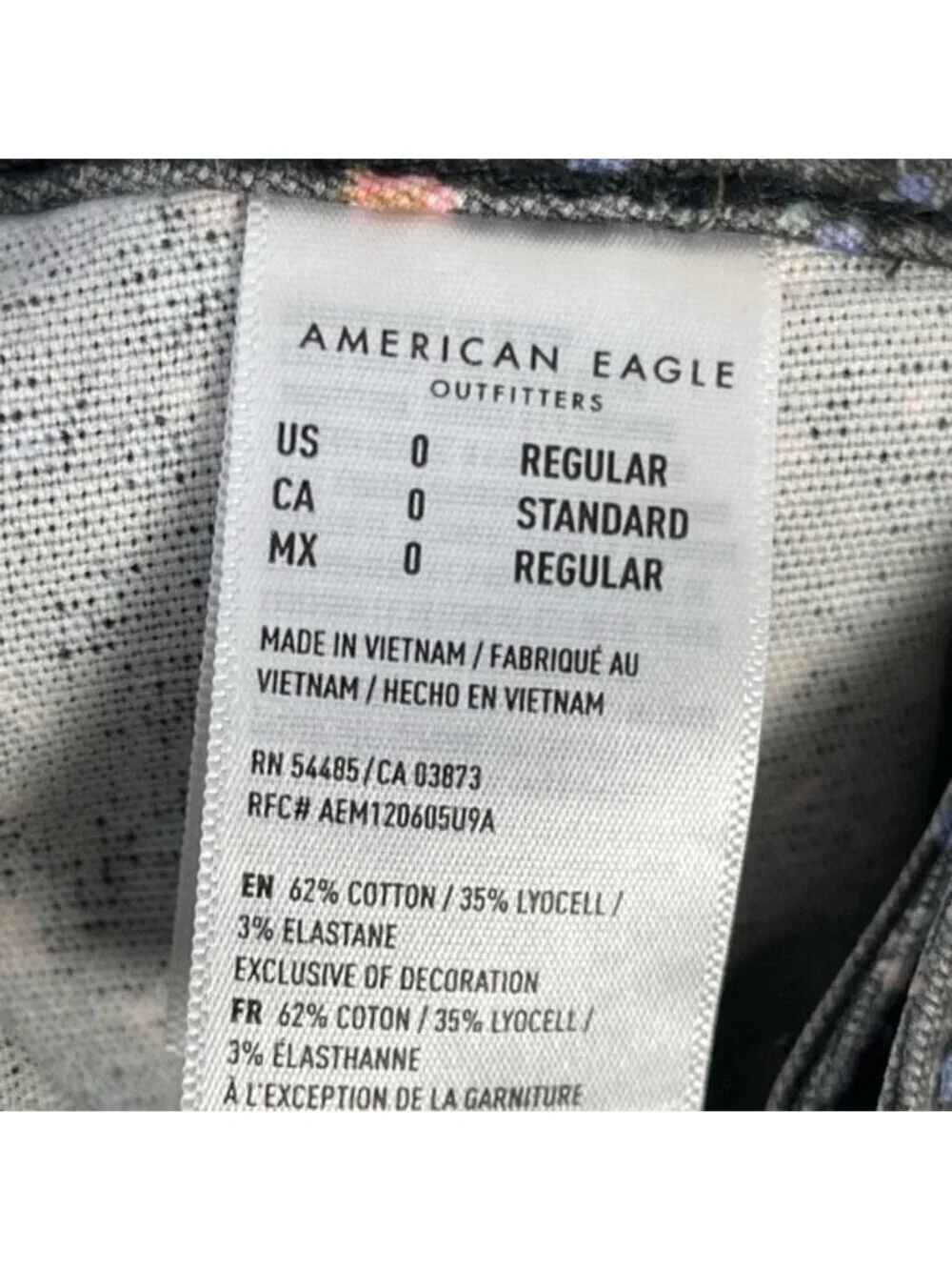 American Eagle high rise floral cargo grey pink pants size 0 Cottagecore Boho